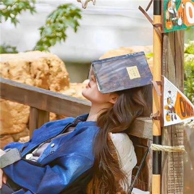 联姻当天被抛弃，转身嫁给白月光